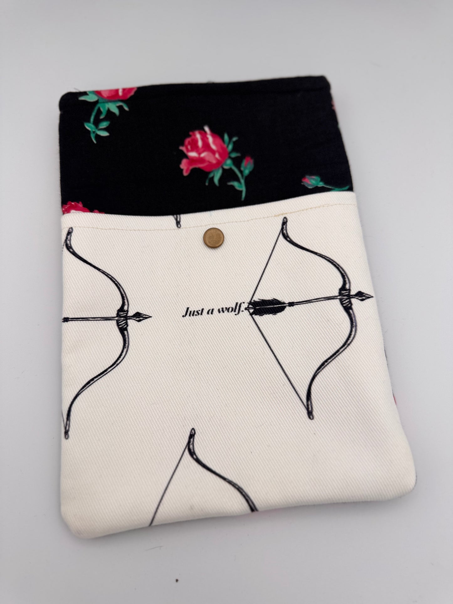 Medium Book/Kindle Sleeve.